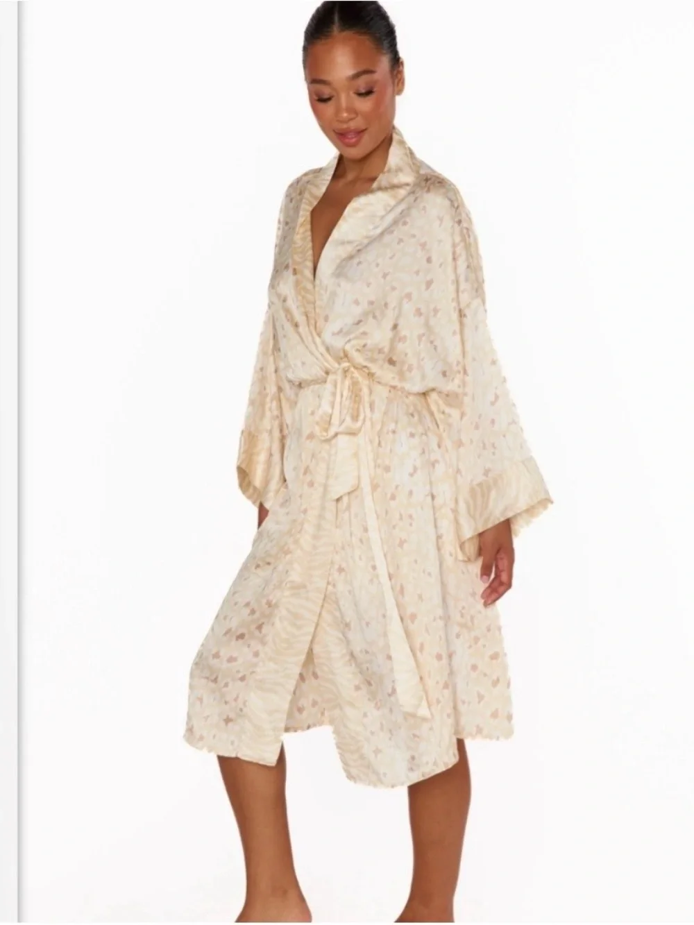 Show me your mumu leopard robe